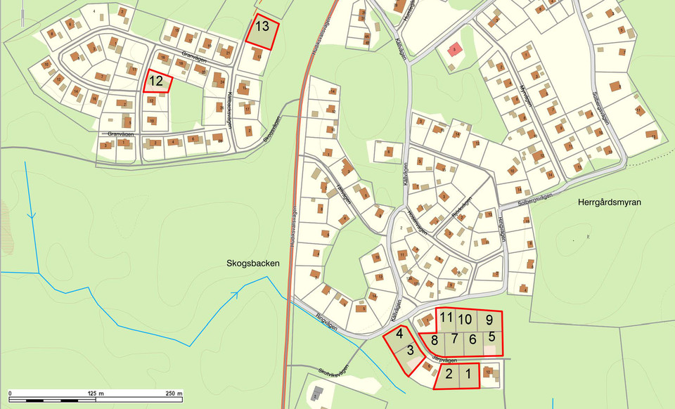 Karta med nummer på lediga tomter i Strömsbruk.