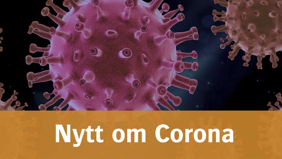 Närbild av coronavirus med texten "Nytt om corona" i förgrunden.